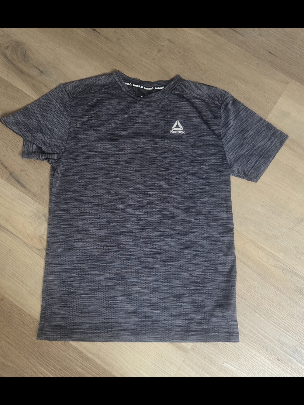 Reebok Men’s Black Heathered Short Sleeve Performance Tee BIN Z